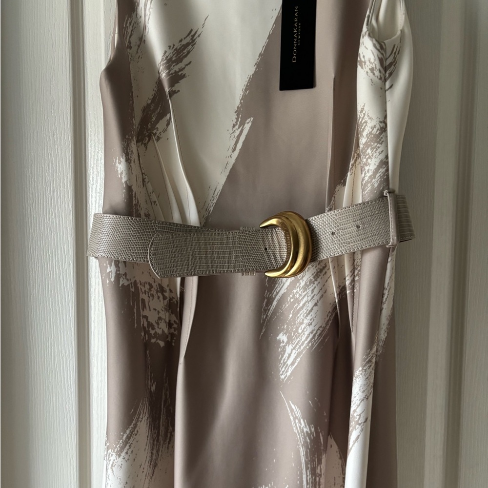 Donna Karan Elegant Beige and Cream Maxi Dress - Picture 2 of 5